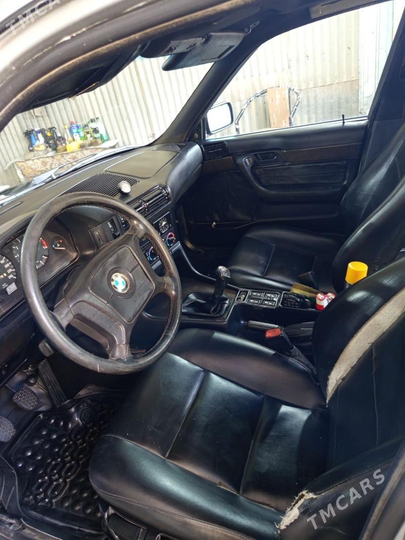 BMW 520 1990 - 60 000 TMT - Balkanabat - img 10