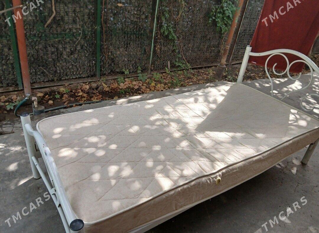 Кровать б/у - Kim raýon - img 2