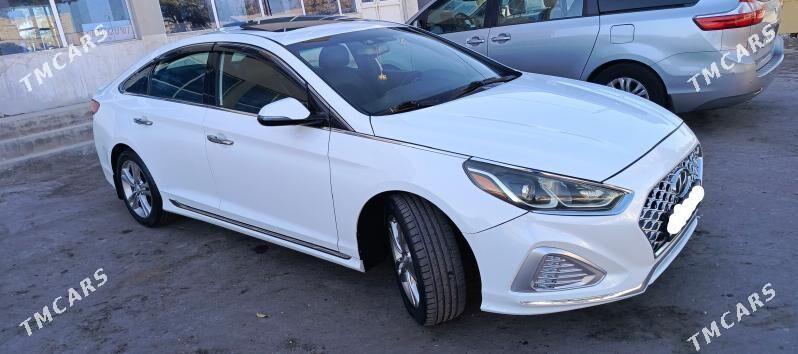 Hyundai Santa Fe Sport 2018 - 230 000 TMT - Türkmenabat - img 4