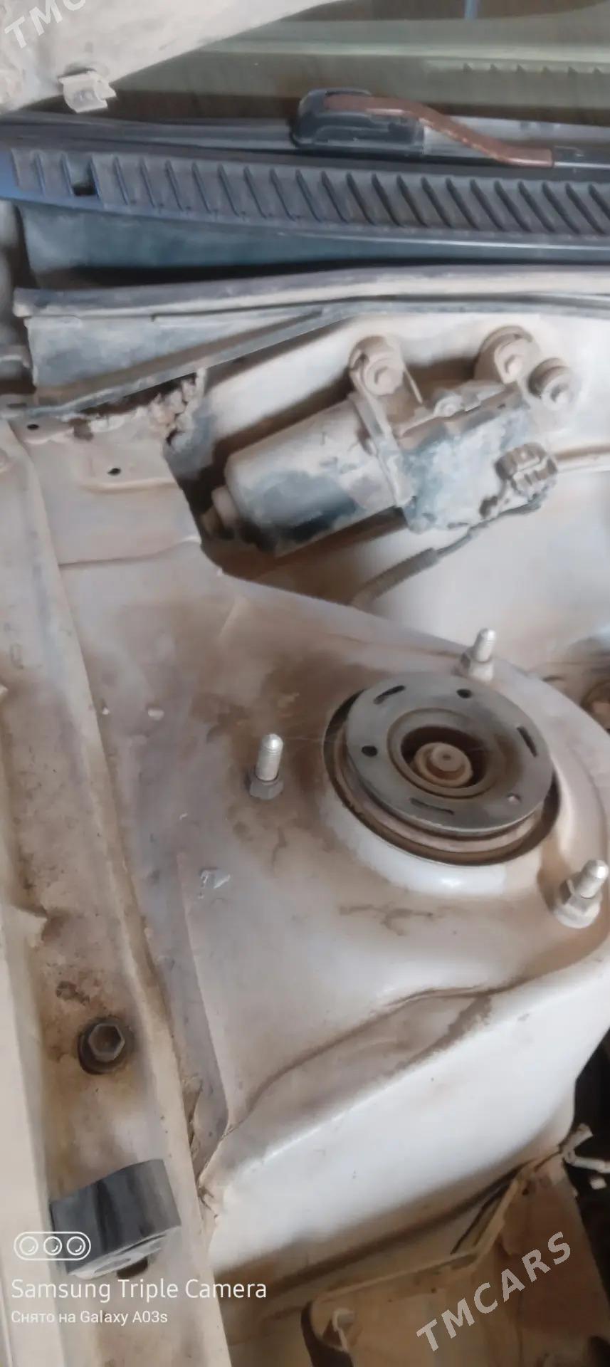 Toyota Corolla 1999 - 45 000 TMT - Halaç - img 8