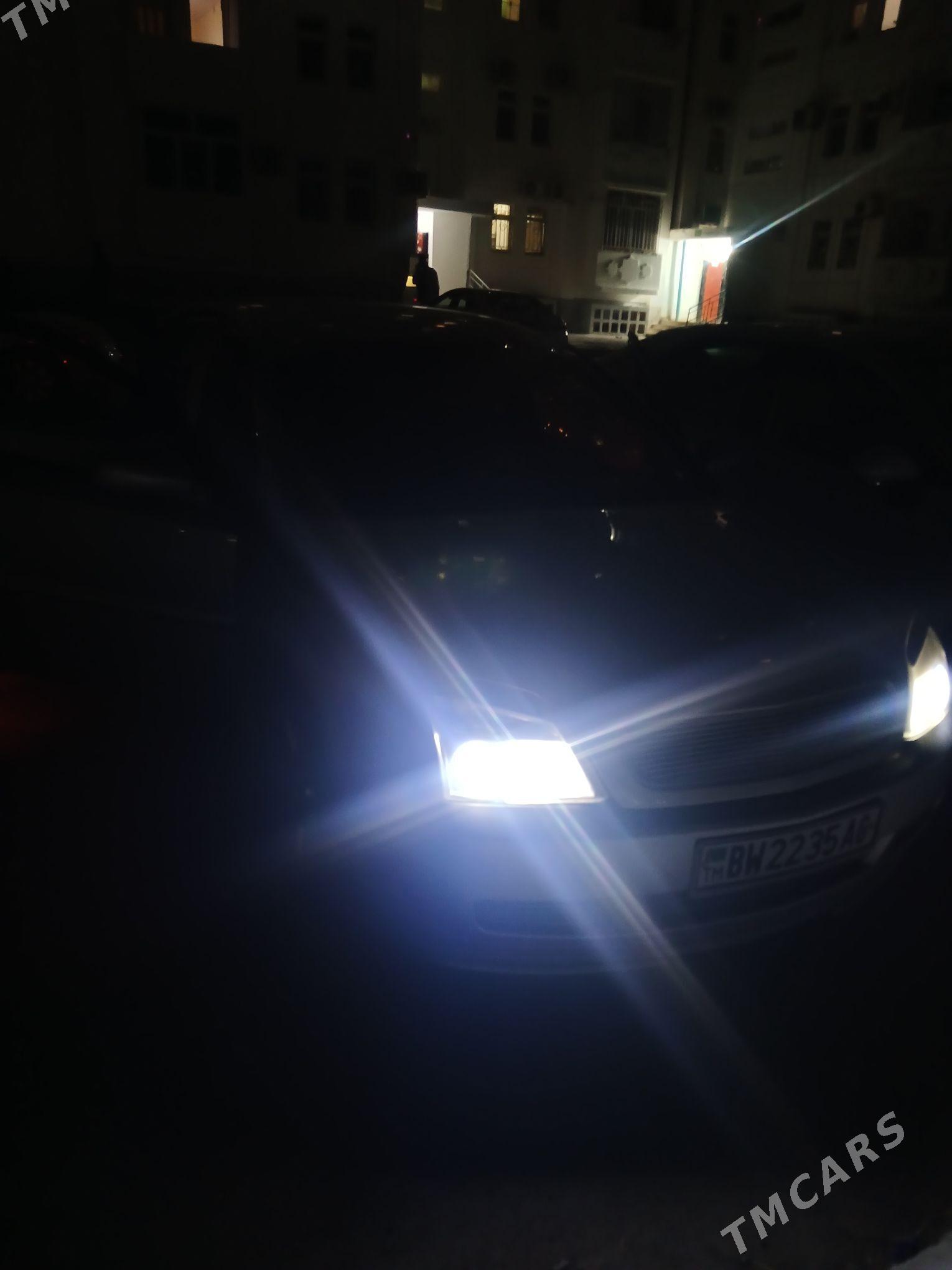 Opel Vectra 2002 - 110 000 TMT - Hitrowka - img 7