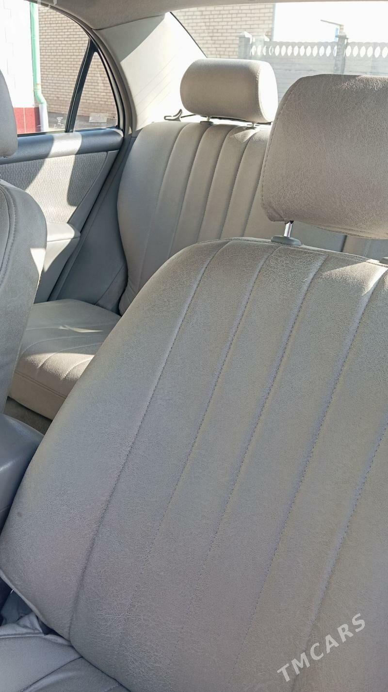 Toyota Corolla 2002 - 126 000 TMT - Мары - img 2