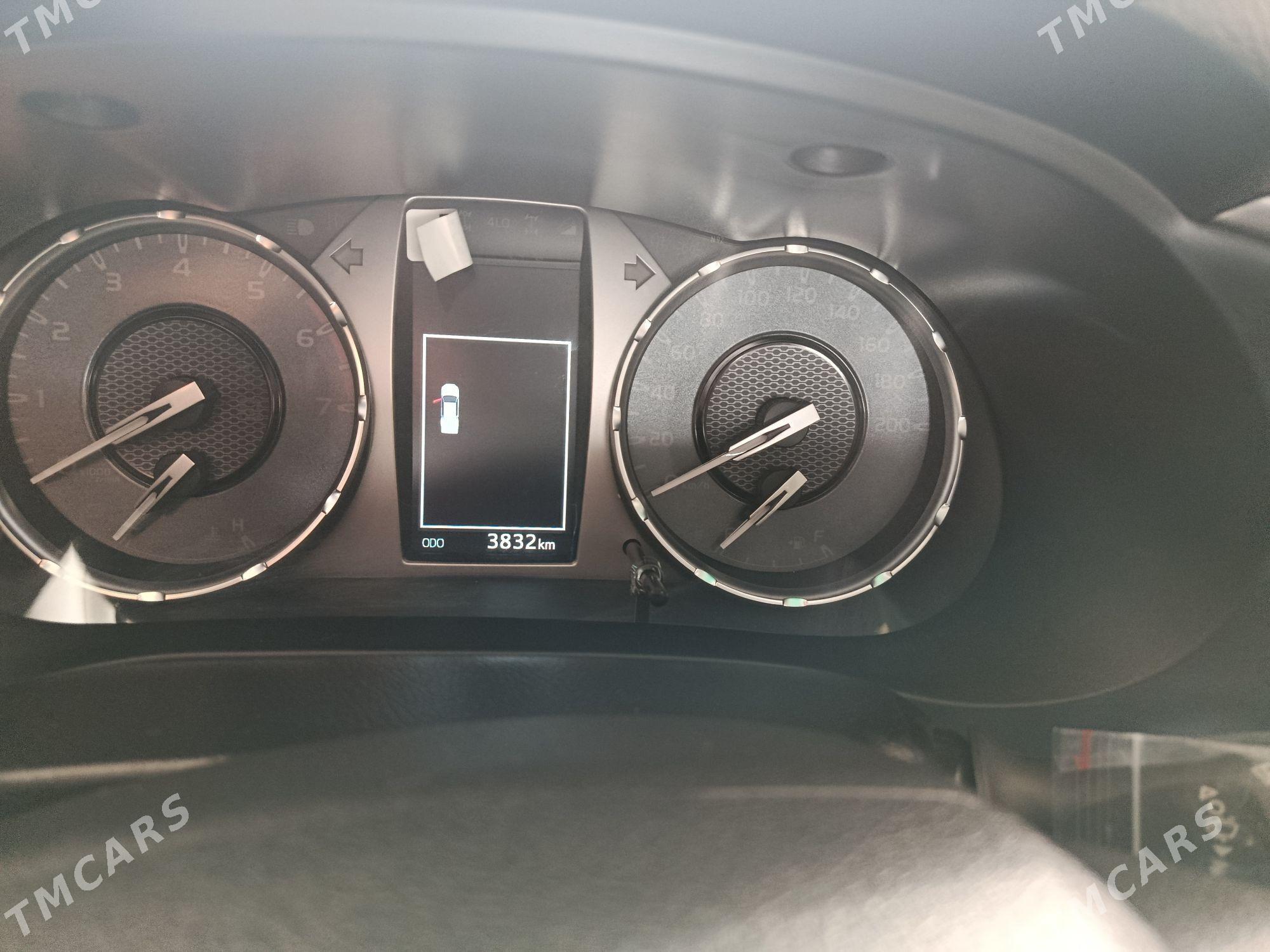 Toyota Hilux 2024 - 710 000 TMT - Гумдаг - img 6