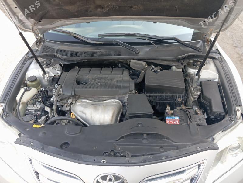 Toyota Camry 2010 - 180 000 TMT - Фарап - img 7