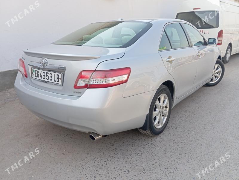 Toyota Camry 2010 - 180 000 TMT - Фарап - img 6