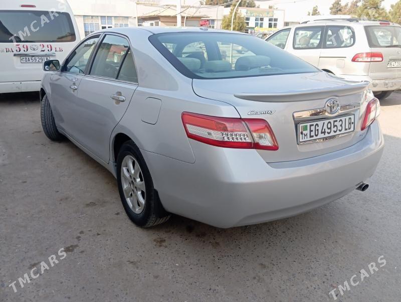 Toyota Camry 2010 - 180 000 TMT - Фарап - img 3