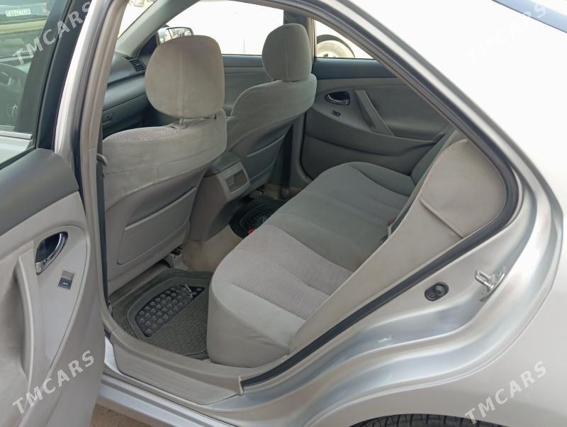 Toyota Camry 2010 - 180 000 TMT - Фарап - img 4