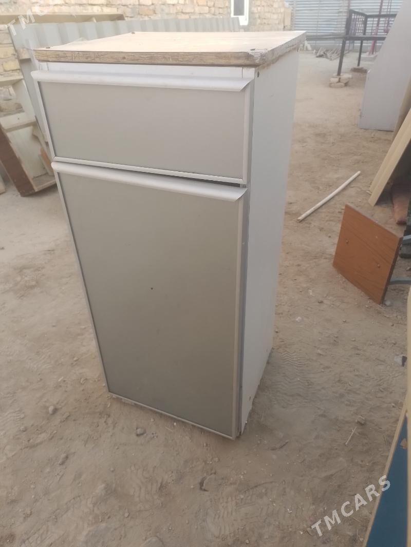 тумбочка - Туркменабат - img 1