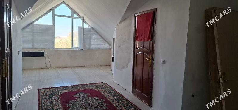 Buzmeyin Mansarda krug - Büzmeýin - img 6