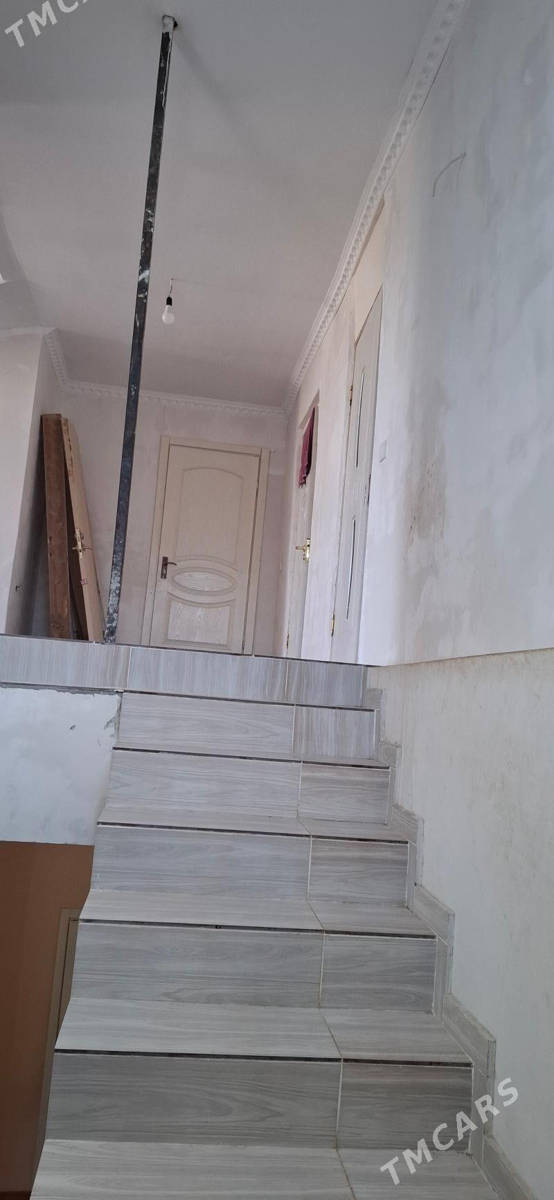 Buzmeyin Mansarda krug - Büzmeýin - img 5