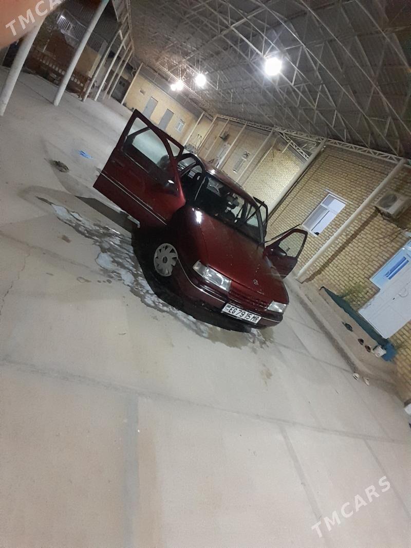 Opel Vectra 1992 - 48 000 TMT - Murgap - img 9