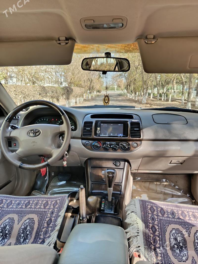 Toyota Camry 2005 - 170 000 TMT - Теджен - img 4