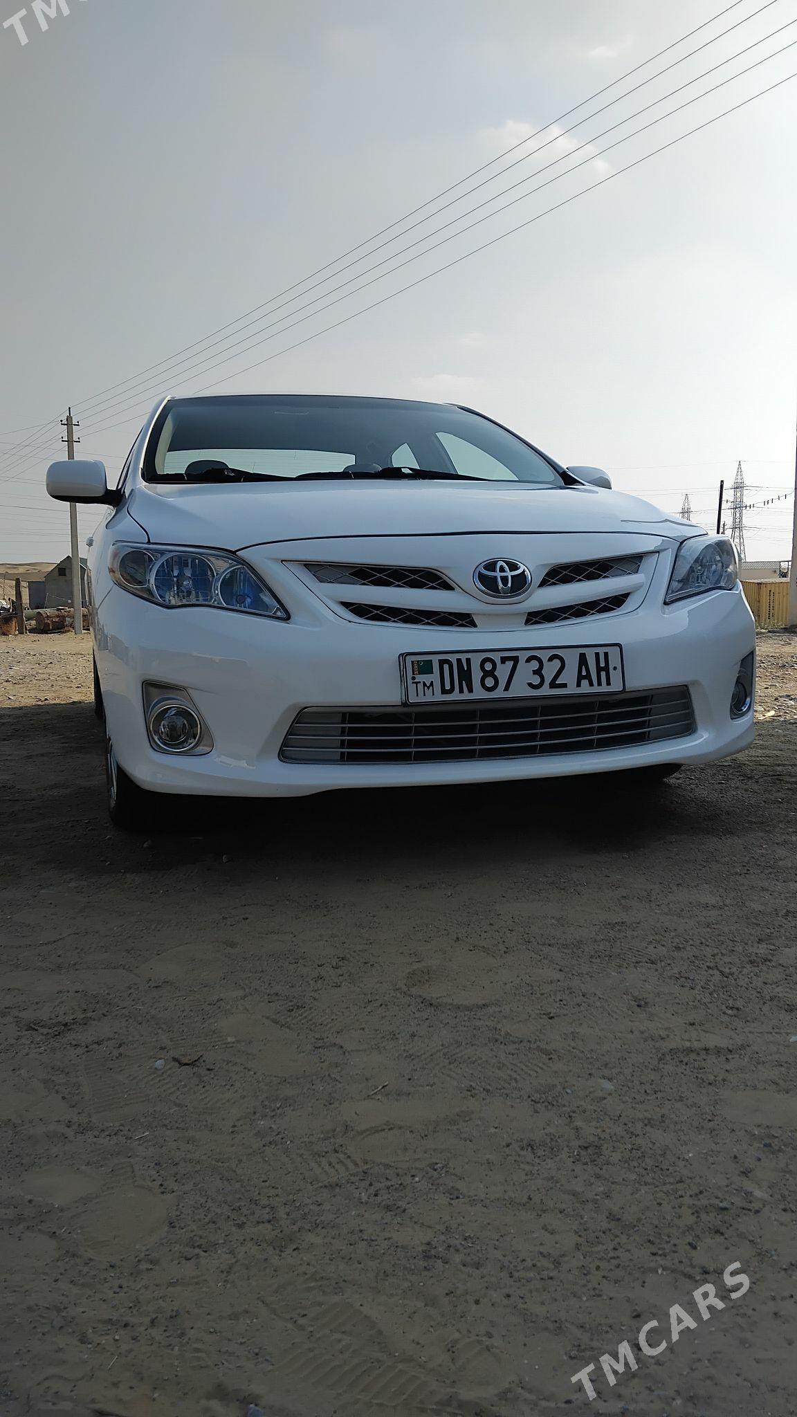 Toyota Corolla 2011 - 200 000 TMT - Ашхабад - img 1