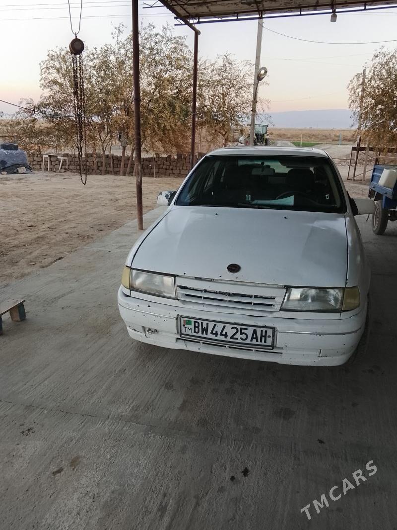 Opel Vectra 1990 - 25 000 TMT - Ак-Бугдайский этрап - img 2