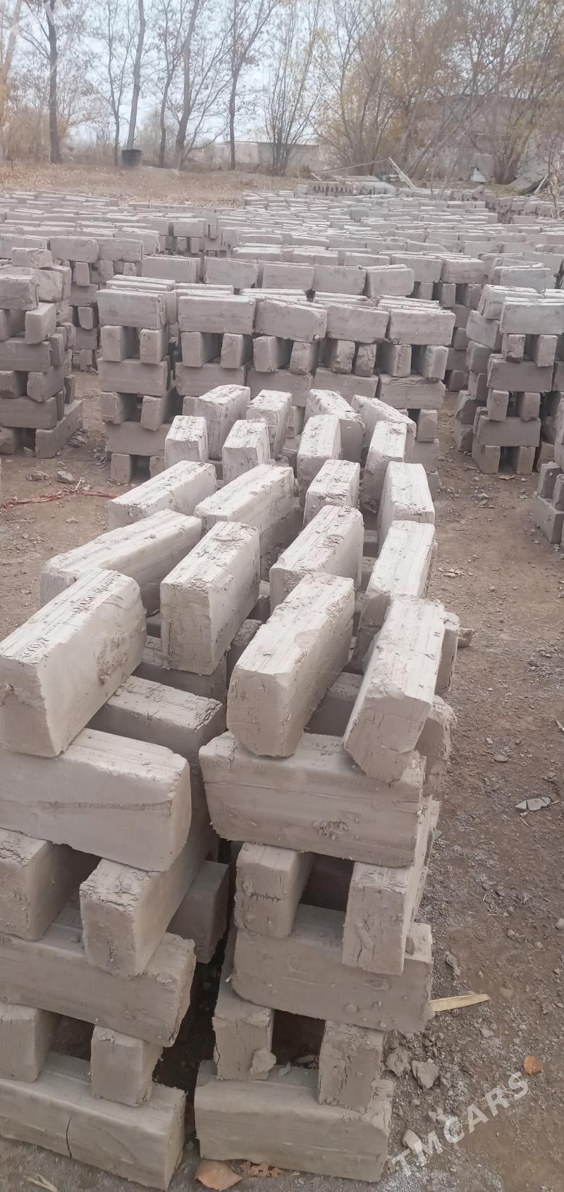 kerbic mini - Гурбансолтан Едже - img 2