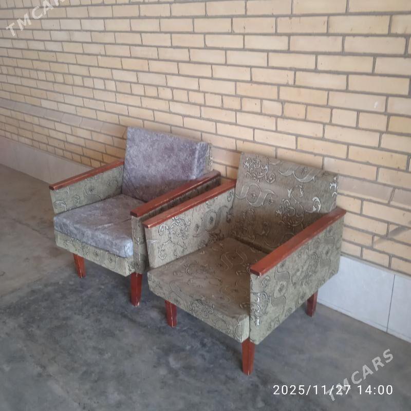 KRESLO - Çärjew - img 5