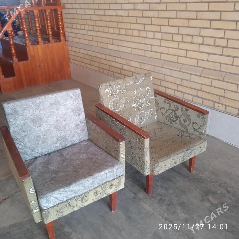 KRESLO - Çärjew - img 4