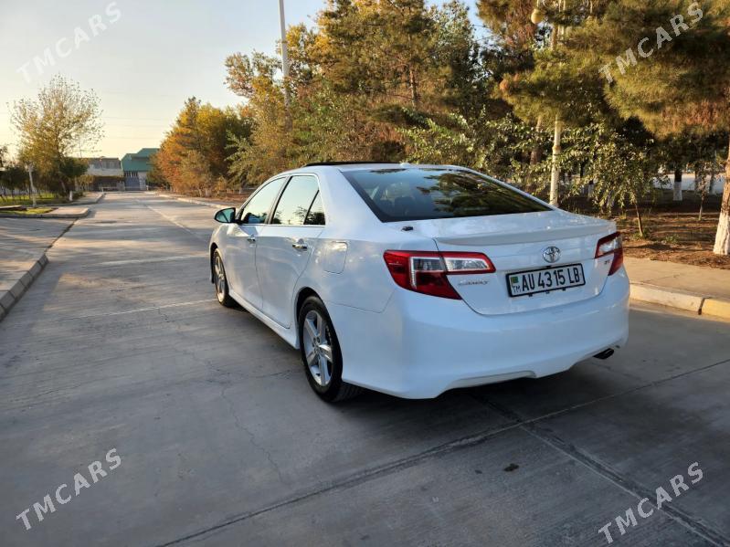 Toyota Camry 2013 - 245 000 TMT - Туркменабат - img 4