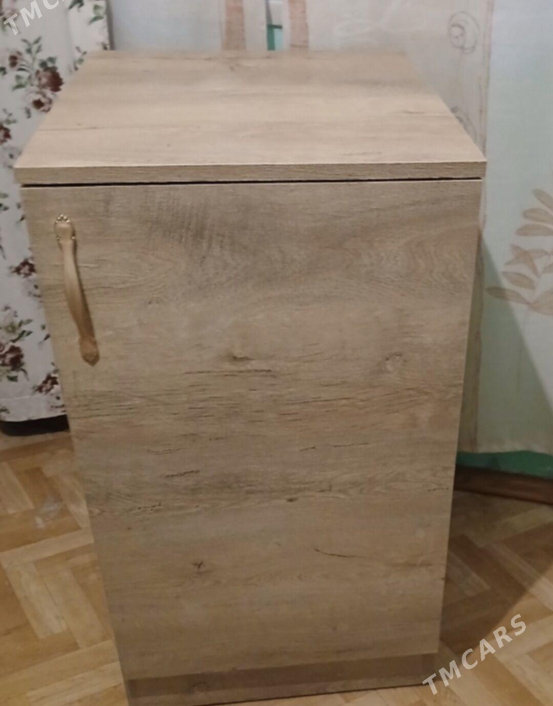 Тумбочки 2 штуки - Ким район - img 3