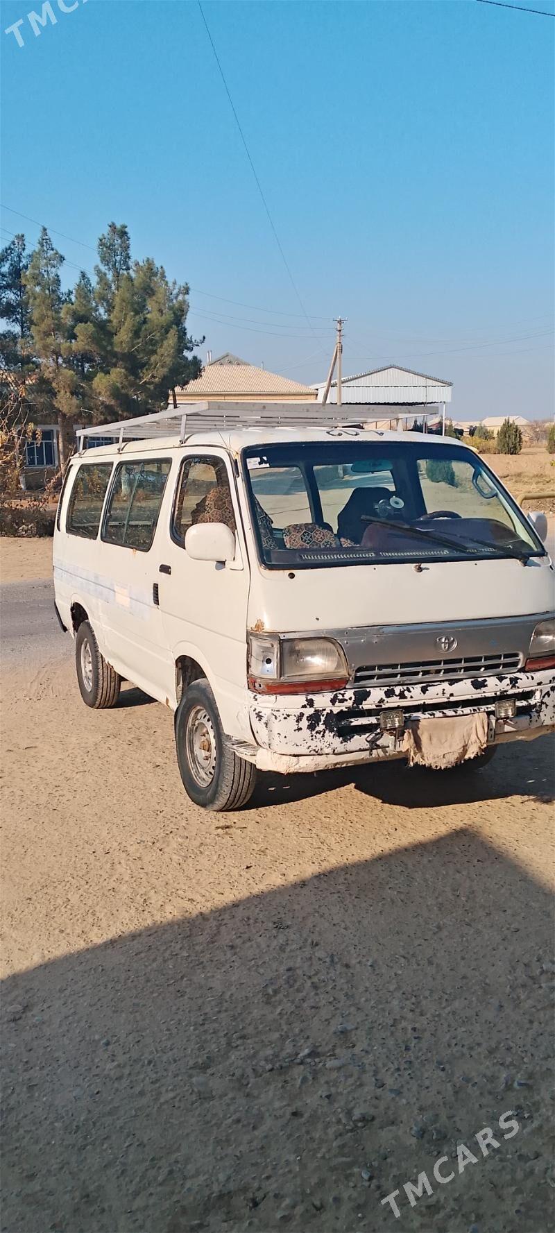 Toyota Hiace 1997 - 50 000 TMT - Сакарчага - img 3
