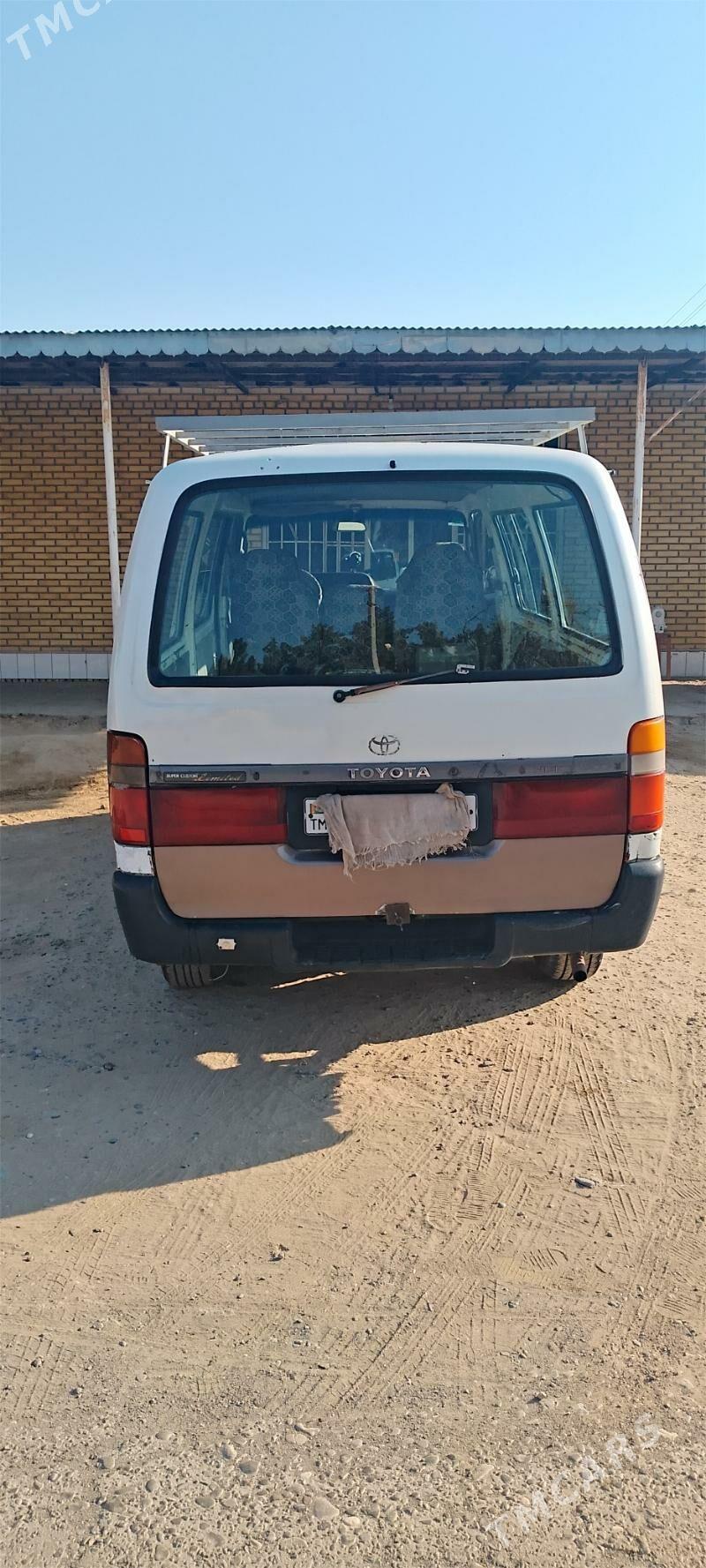 Toyota Hiace 1997 - 50 000 TMT - Сакарчага - img 1