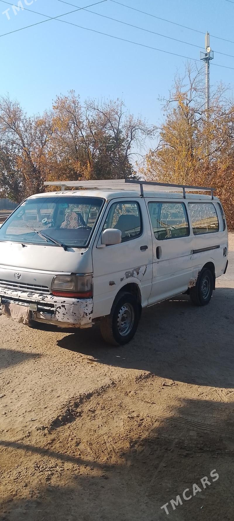 Toyota Hiace 1997 - 50 000 TMT - Сакарчага - img 4