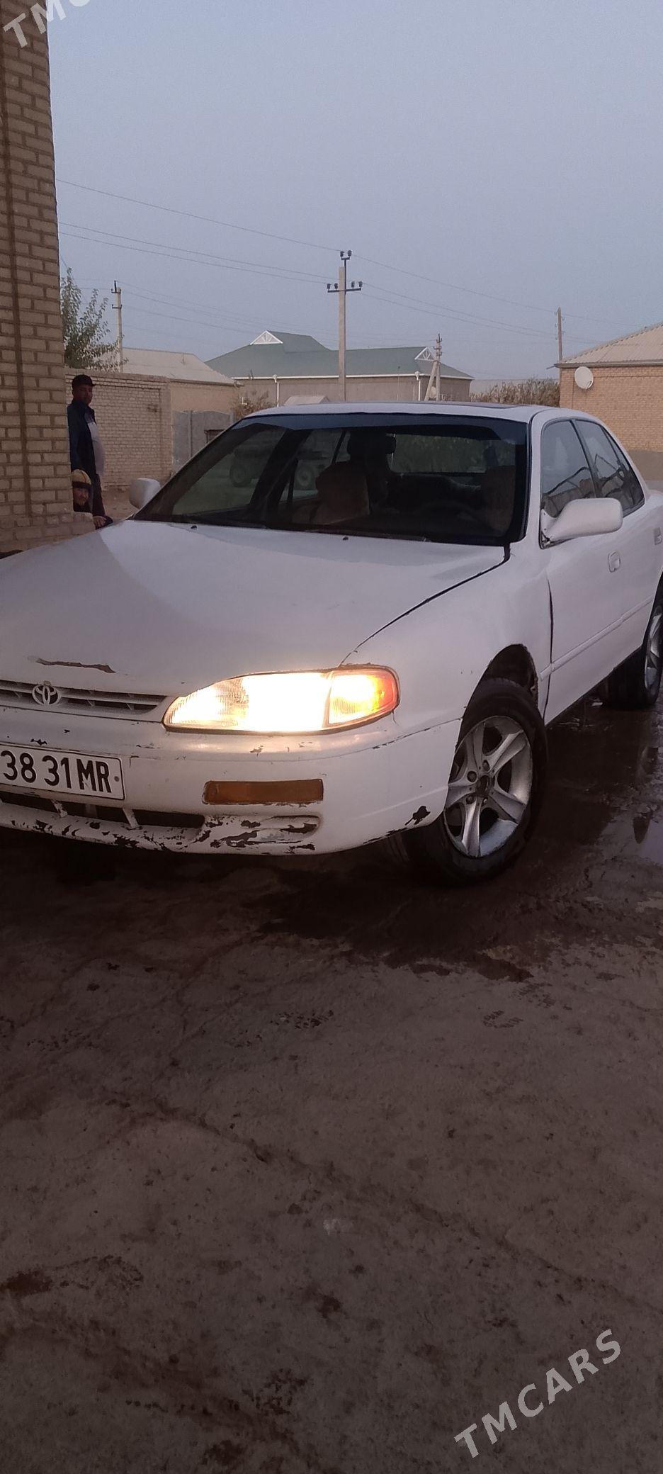Toyota Camry 1996 - 70 000 TMT - Векильбазар - img 2