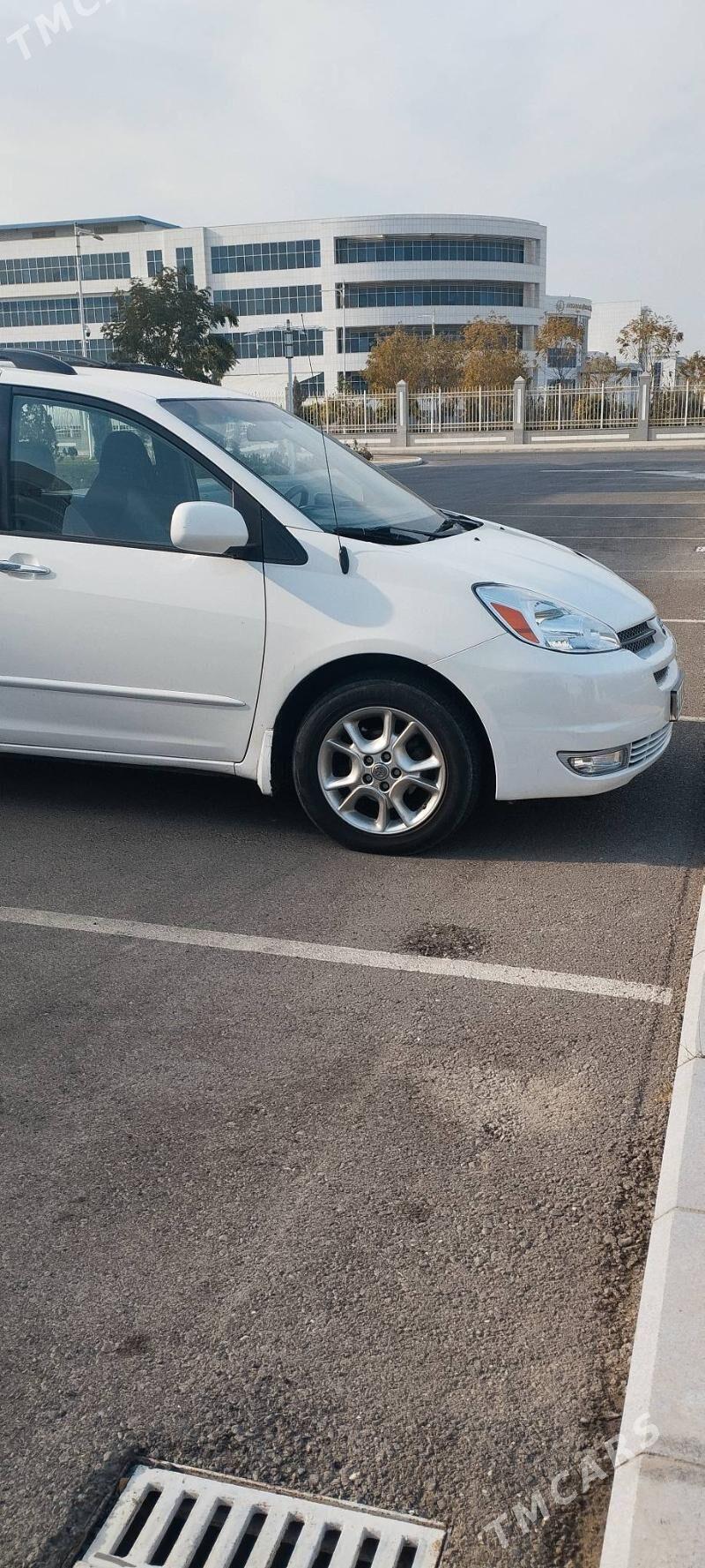 Toyota Sienna 2003 - 210 000 TMT - 30 мкр - img 2