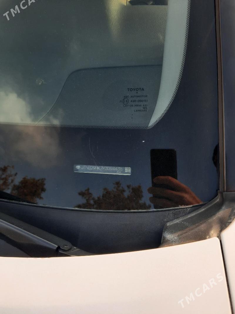 Toyota Camry 2021 - 215 000 TMT - Gurbansoltan Eje - img 4