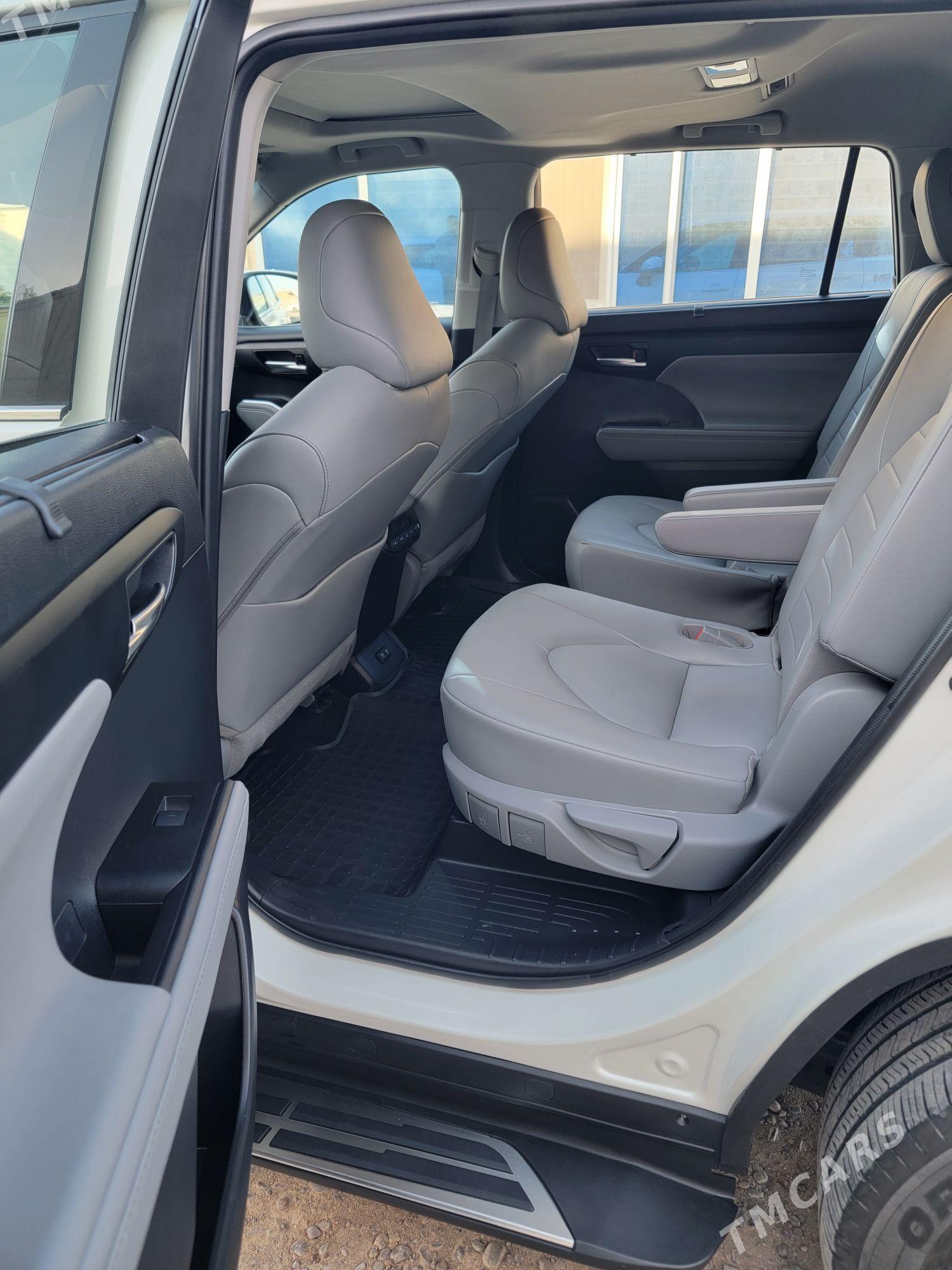 Toyota Highlander 2020 - 540 000 TMT - Мары - img 6