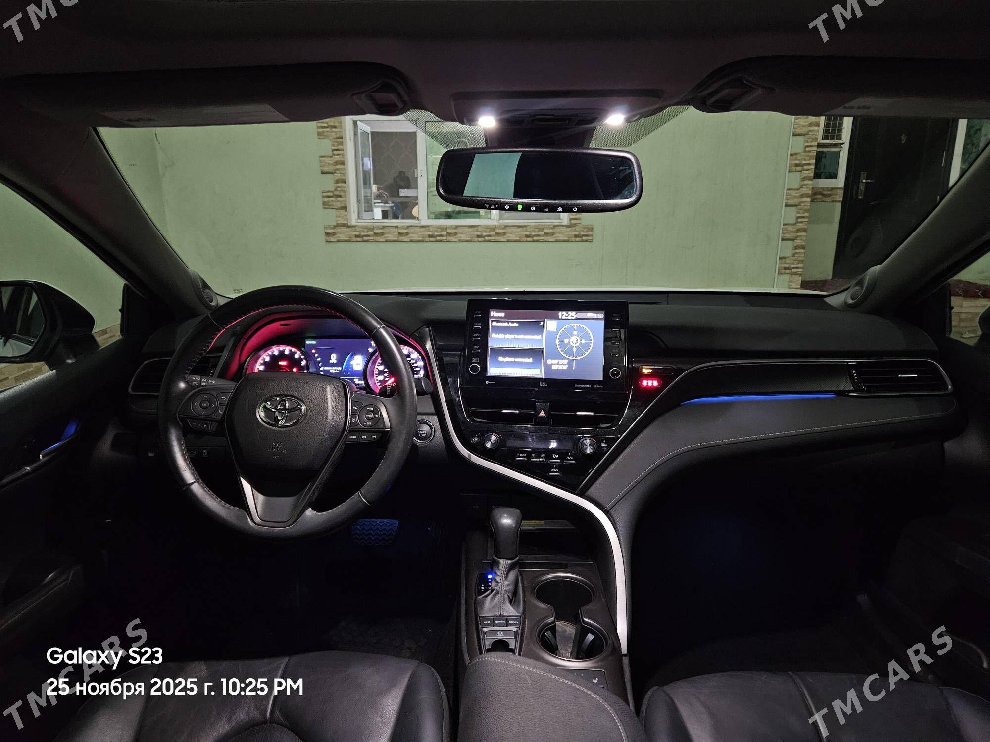 Toyota Camry 2022 - 410 000 TMT - Теджен - img 9