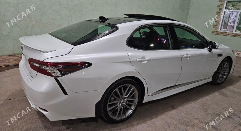 Toyota Camry 2022 - 410 000 TMT - Теджен - img 8