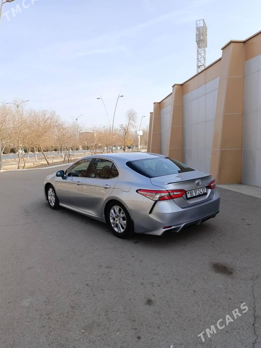 Toyota Camry 2018 - 290 000 TMT - Дашогуз - img 2
