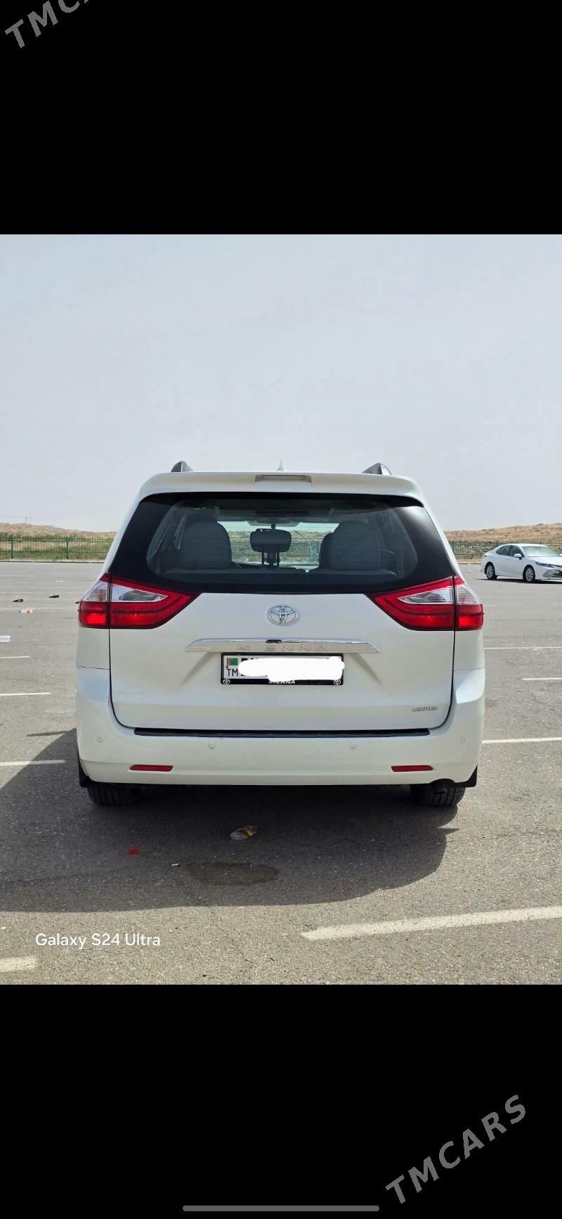 Toyota Sienna 2018 - 460 000 TMT - 10 mkr - img 4