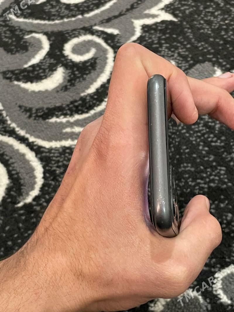 iPhone 11 LL/A - Baýramaly - img 6