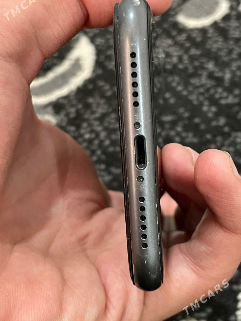 iPhone 11 LL/A - Baýramaly - img 4