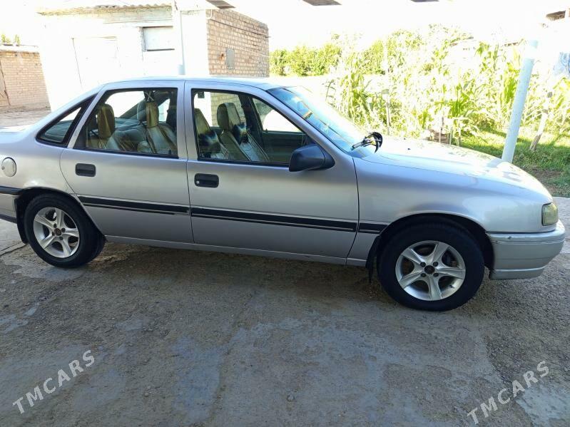 Opel Vectra 1991 - 50 000 TMT - Байрамали - img 7