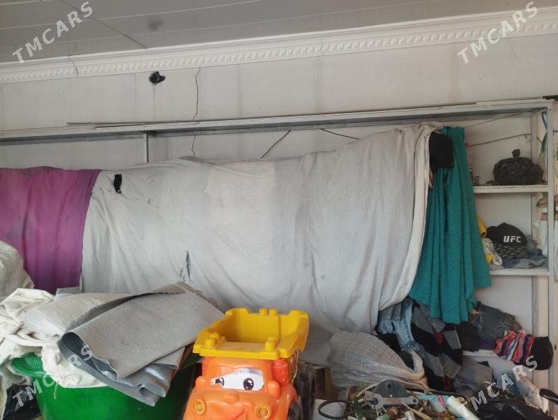 ветрина и полки большие - Фарап - img 2