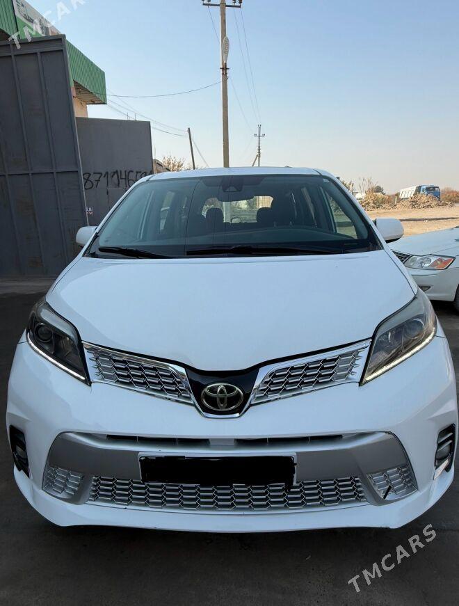 Toyota Sienna 2019 - 440 000 TMT - Köýtendag - img 4