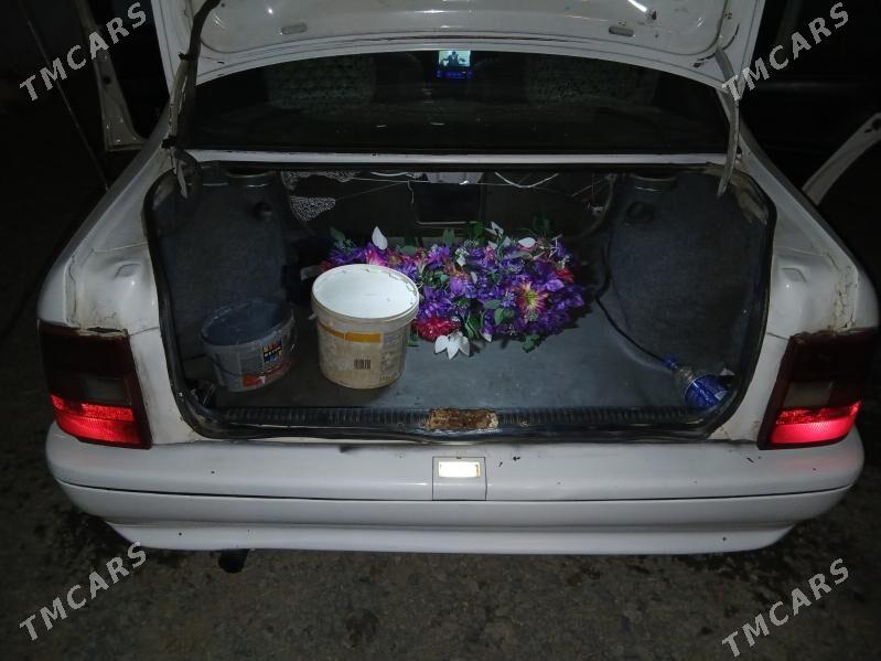 Opel Vectra 1992 - 35 000 TMT - Büzmeýin - img 5