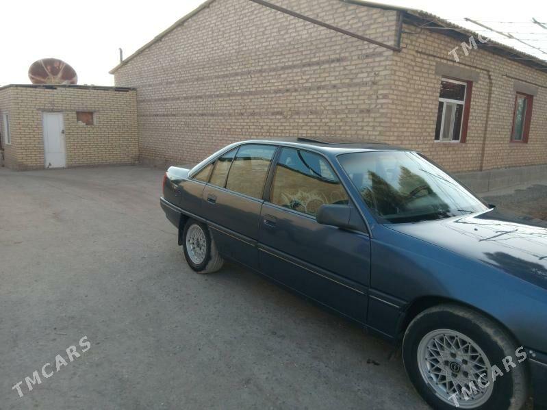 Opel Omega 1989 - 38 000 TMT - Саят - img 4