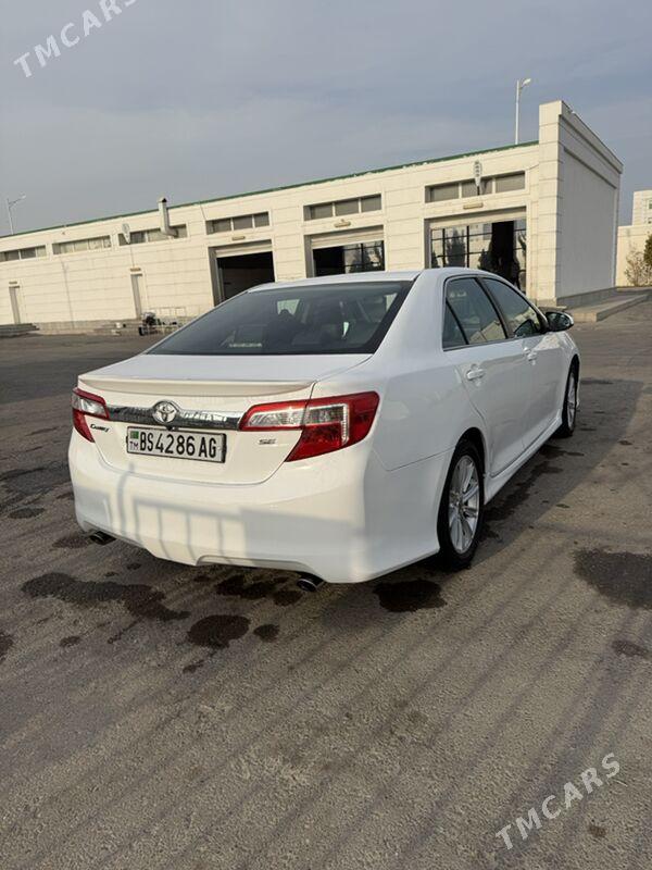 Toyota Camry 2014 - 230 000 TMT - Gurtly - img 1