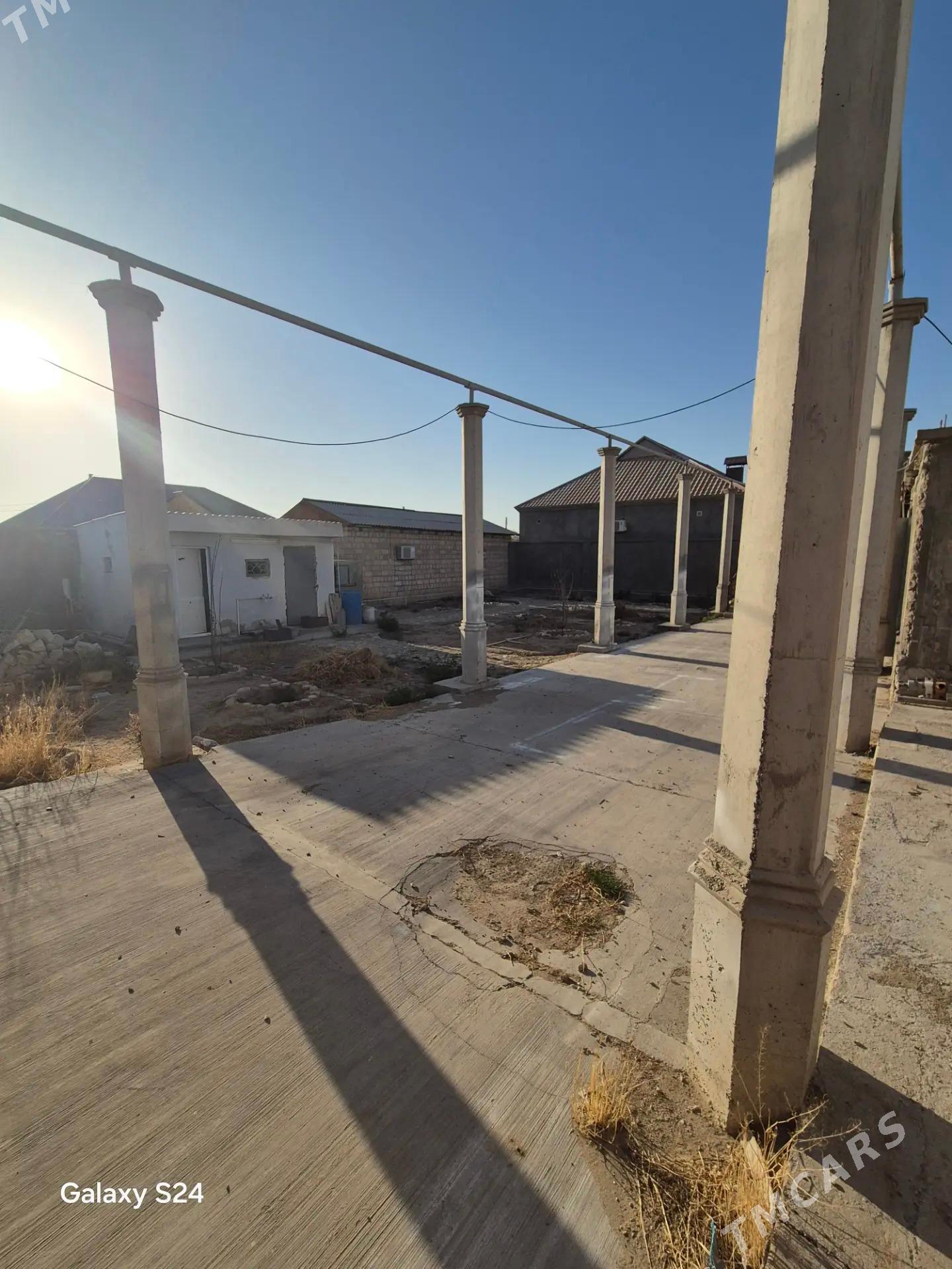 Продажа дома. Satlyk jaý. - Balkanabat - img 2