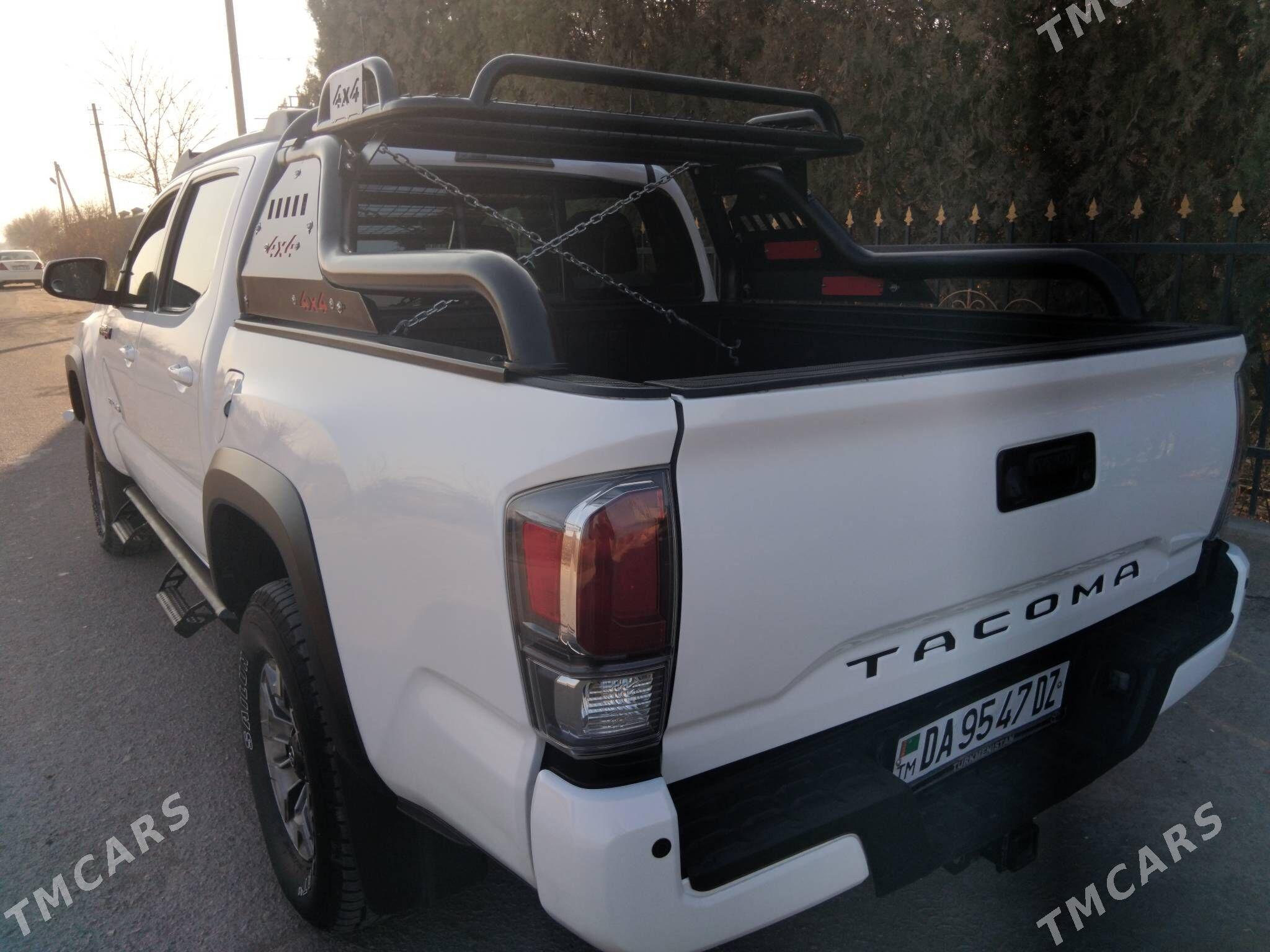 Toyota Tacoma 2021 - 420 000 TMT - Дашогуз - img 4