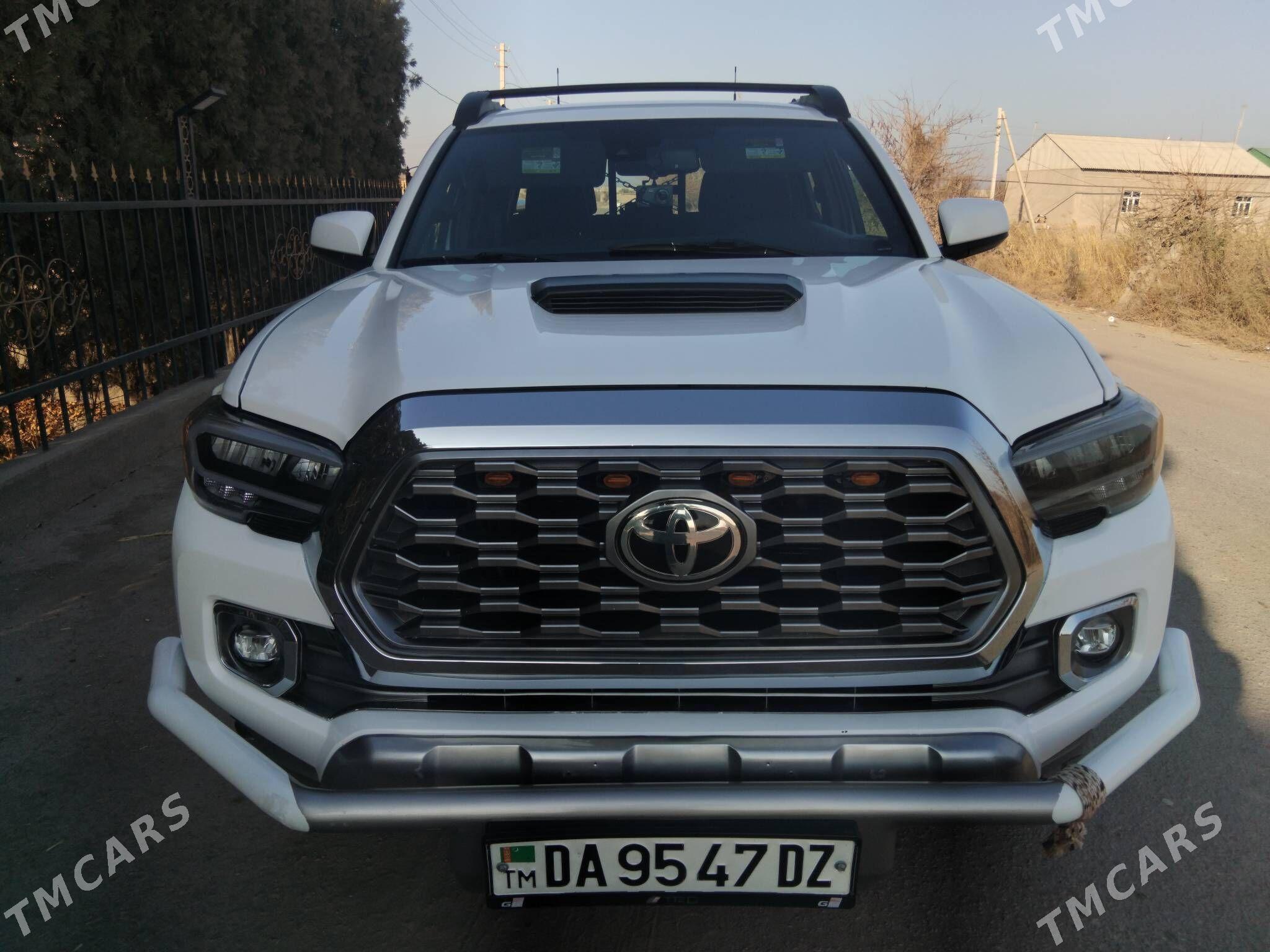 Toyota Tacoma 2021 - 420 000 TMT - Дашогуз - img 3