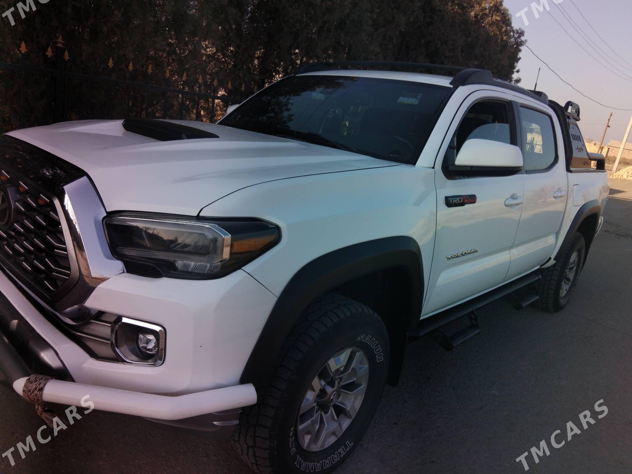 Toyota Tacoma 2021 - 420 000 TMT - Дашогуз - img 6