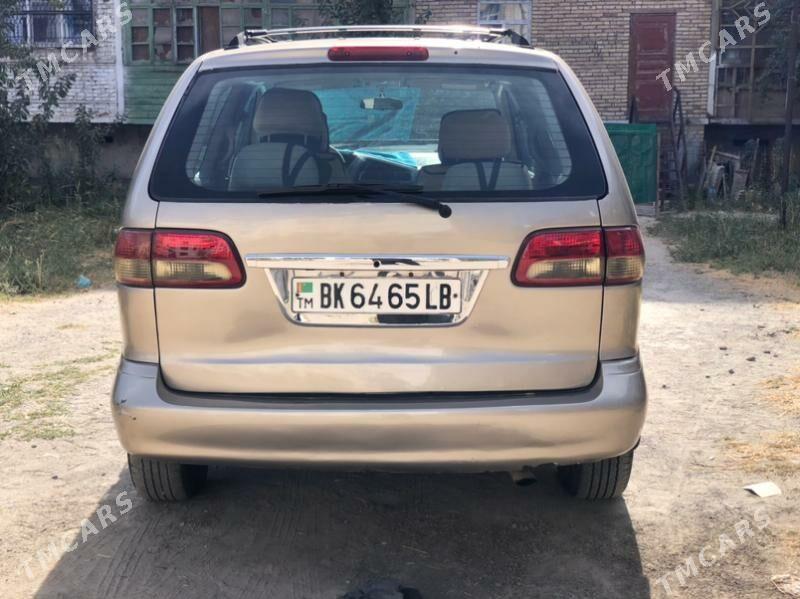 Toyota Sienna 1998 - 145 000 TMT - Türkmenabat - img 3