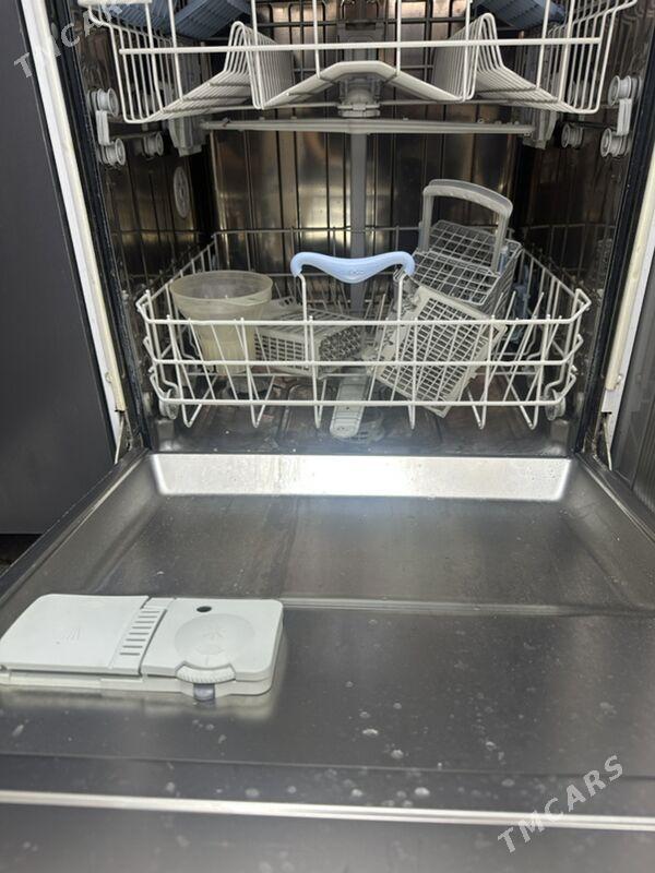 BAKO posuda moyka - Mary - img 2