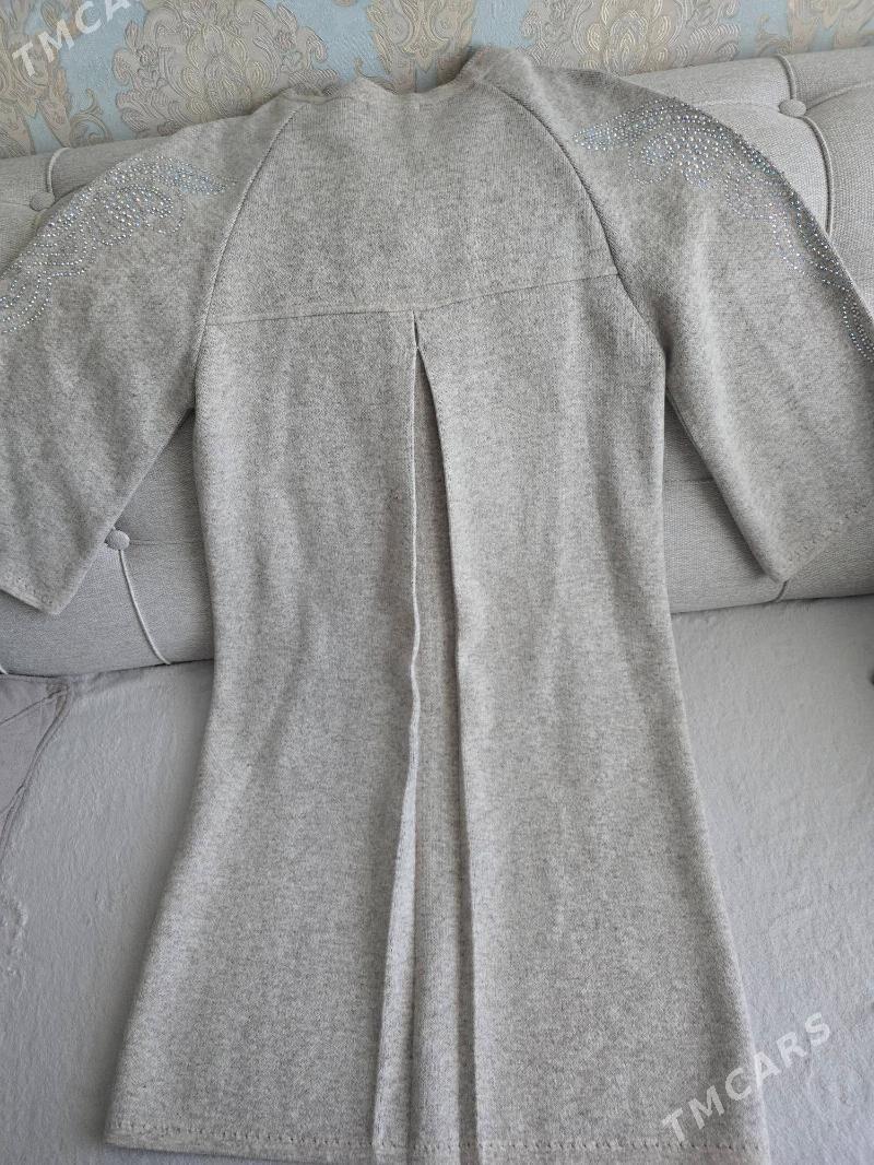 Claudia źempir - Ашхабад - img 2