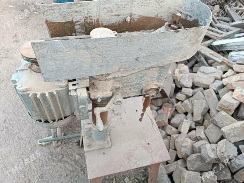 Swerlo stanok Rasiski - Чарджоу - img 5